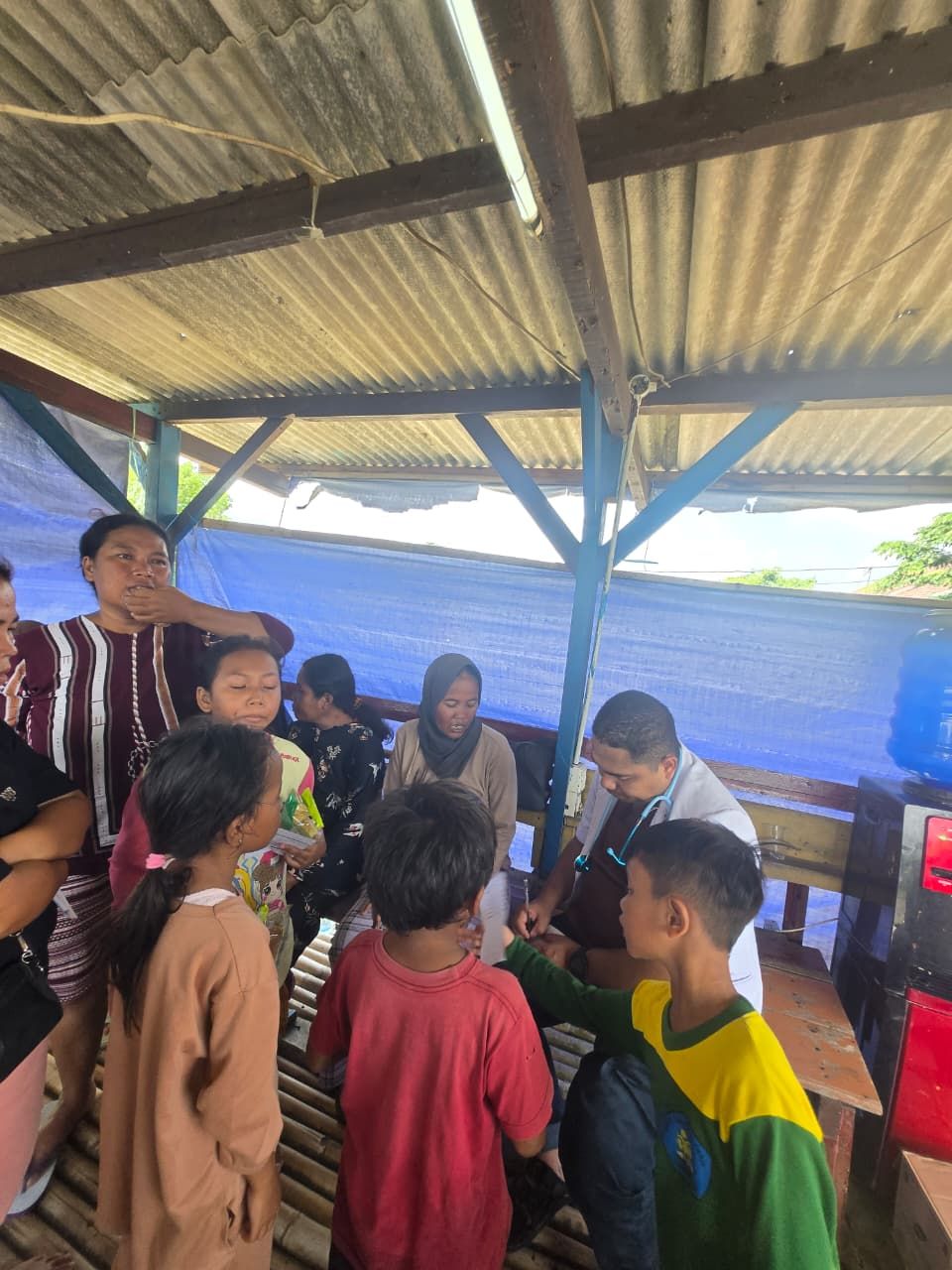 Kegiatan bakti sosial pemeriksaan kesehatan warga